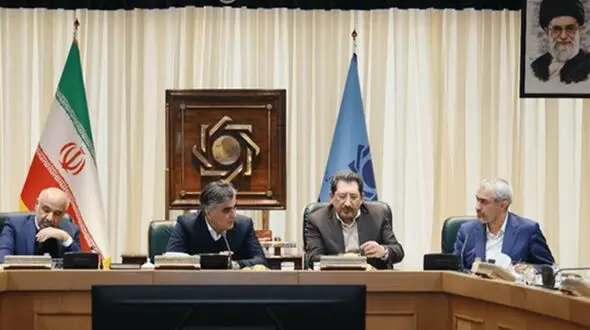 جلسه اضطراری تیم اقتصادی دولت در بانک مرکزی