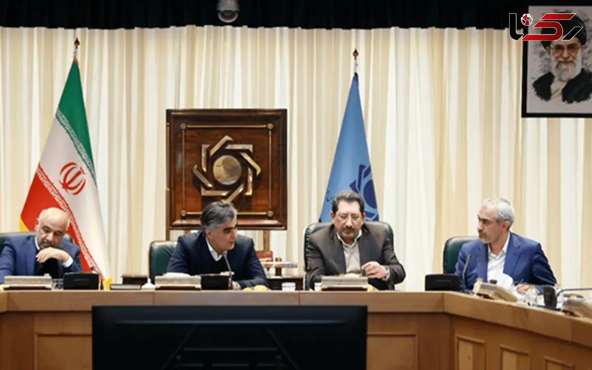 جلسه اضطراری تیم اقتصادی دولت در بانک مرکزی