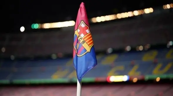 قاتل لهستانی در مسیر تاریخ‌سازی/ بازگشت مربی سابق به خانه