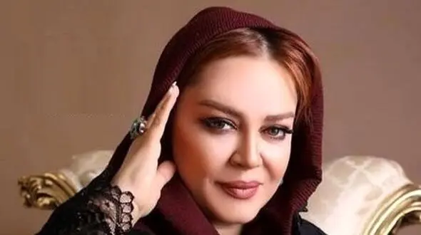 عکس/ نگاهی به کیف و کفش طراحی شده بهاره رهنما به سبک نقاشی های مینیاتوری ایران باستان/ اصیل اما عجیب و غریب