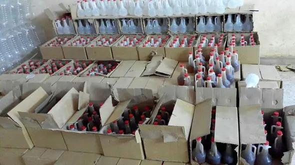 پلمب کارگاه تولید سرکه و گلاب غیربهداشتی در شاهد شهر 