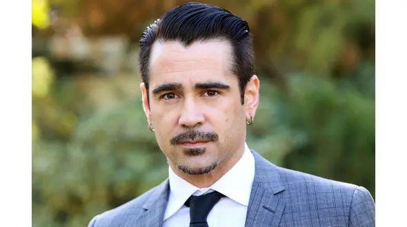 کالین فرل به بیوه ها پیوست