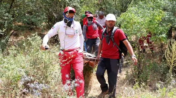 14 ساعت جدال با مرگ پیرمرد 1 ساله در زنجان ! / عزرائیل را ضربه فنی کرد !