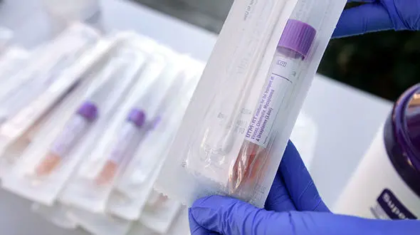 تشخیص کرونا با نوک مداد !