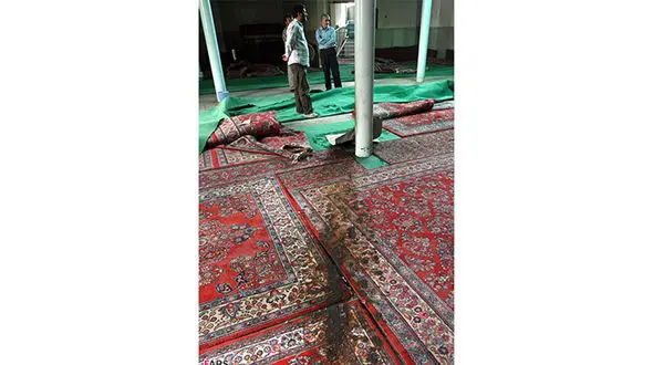 به آتش کشیدن یک مسجد معروف در تهران +تصاویر