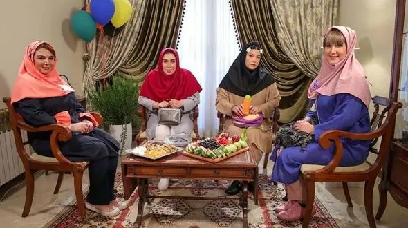 فریبا نادری،  فاطمه گودرزی، نسیم ادبی و شهره سلطانی را در مانتوی دبستان ببینید + عکس