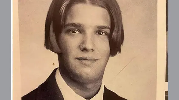 عکس جنجالی دوران مدرسه ترامپ
