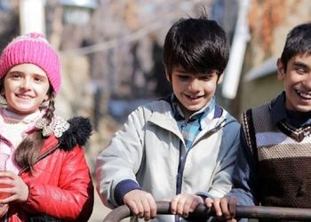 چهره و قد و بالای آرزو کوچولوی سریال از سرنوشت بعد از سالها کنار فریبا نادری /  عکس سفر در زمان سانیا رمضانی 