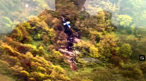 عکس های محل سقوط هلیکوپتر رییس جمهور شهید 