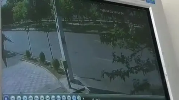 فیلم وحشتناک از ورود پراید به مغازه ای در تبریز