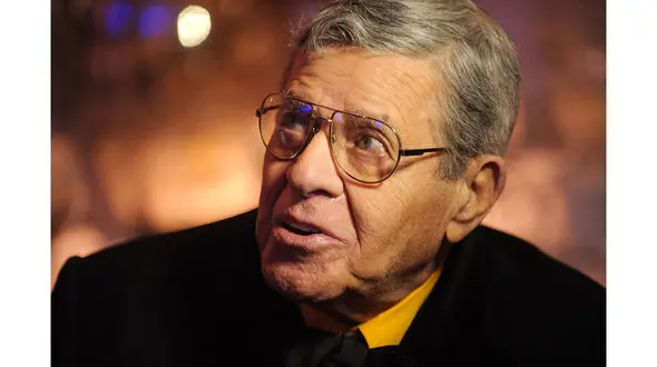 کمدین معروف در بیمارستان بستری شد+ عکس