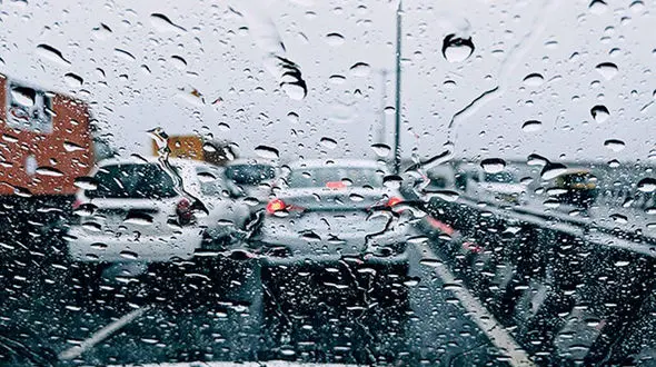 سامانه بارشی تازه در راه ایران؛ باران از غرب وارد می‌شود، باد و گردوخاک در کمین چند استان