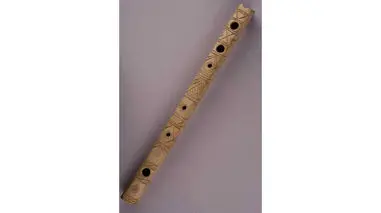 صدای تاریخ: نی استخوانی نیشابور هزارساله با نقوش جادویی