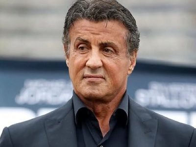 فیلم آواز شاد ! /  برا ی بازیگر راکی آهنگ فارسی شماعی زاده گذاشتن از خودش دراومد یه قر و اطواری ریخت دیدنی !