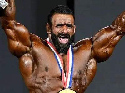 فیلم/ صحبت های رک هادی چوپان دل هر انسانی رو خون میکنه : 1200 تومن حقوق می گرفتم/ من هنوز دوچرخه هم ندارم/رفتم شاگرد داداشم شدم