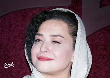 عکس/ استایل و ژست‌های مهراوه شریفی‌نیا در افتتاحیه‌ی جشنواره / از 25 سالجگی تا حالا تکون نخورده !