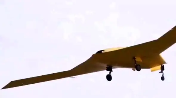 پهپاد پنهانکار چین برای اولین بار به پرواز درآمد + تصاویر