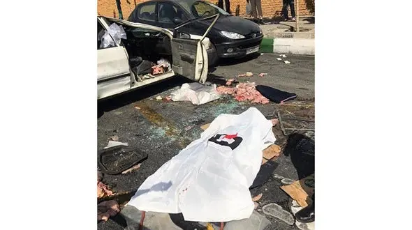 6 عکس دلخراش از صحنه مرگ جوان تهرانی / وسط خیابان پر از گوشت شد