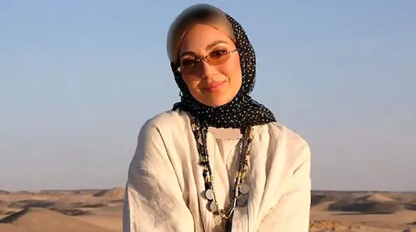 آشپزی سرصبحی مینا مختاری همسر کدبانو و شیک بهرام رادان/ ماشاءالله با یه بچه کوچیک غذاهای جورباجور هم میپزه+عکس