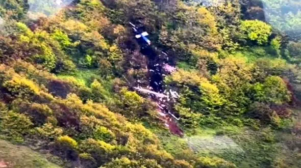 زیاده‌روی در تبلیغات شهری ظلم به شهداست / پرداختن به این سرگرمی‌ها اولویت کشور نیست