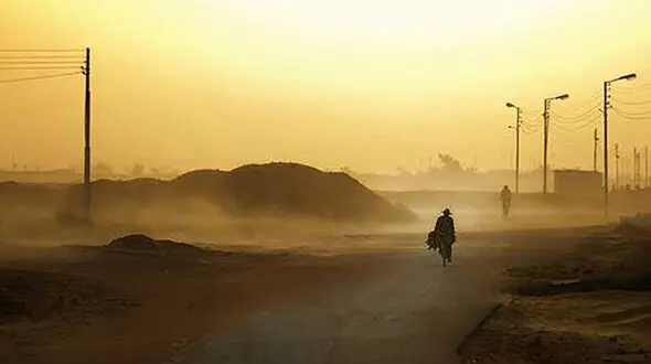 دشت آزادگان در خوزستان وارد وضعیت قهوه ای شد! / نشانه‌ فروپاشی سیاست‌های محیط‌زیستی در جنوب ایران / زندگی در وضعیت اضطرار دائمی