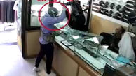 فیلم لحظه به لحظه سرقت مسلحانه از طلافروشی / دزدان مسلح گلوله خوردند