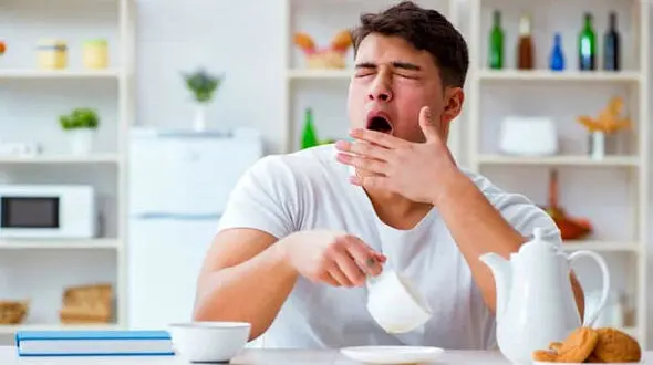 پس از خوردن سحری، نخوابید+ دلیل