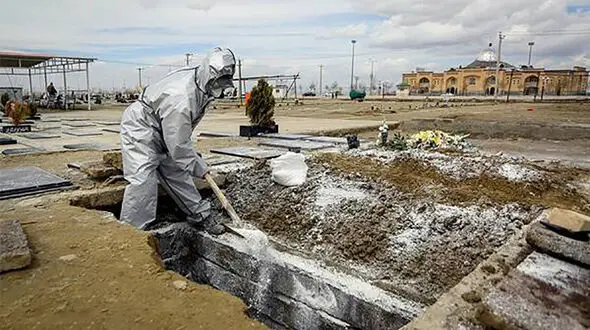 روی اجساد جان باختگان کرونا آهک ریخته نمی‌شود/ عمق قبر حداقل ۲ متر باید باشد