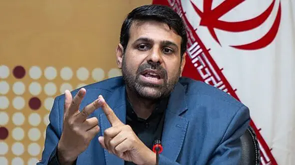 مناظره‌ها ضعیف بود/ مردّدین را به پای صندوق‌ها نکشانده است