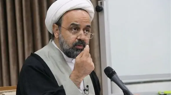 زندانیان با پابند الکترونیکی به خانه می روند