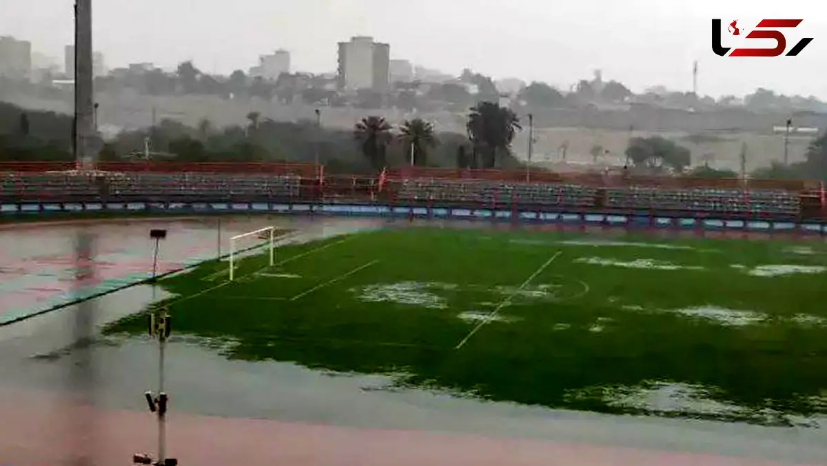 ورزشگاه محل بازی فولاد_ استقلال زیر آب رفت + عکس