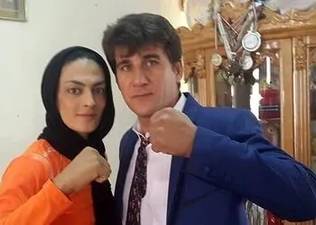 فیلم / رونمایی از  چیدمان خلاقانه  خانه شهربانو منصوریان قهرمان ووشوکار ایرانی/از  فرش آبی تا قلب آبی