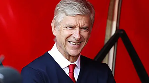 ونگر باز هم با آرسنال دو ساله بست 