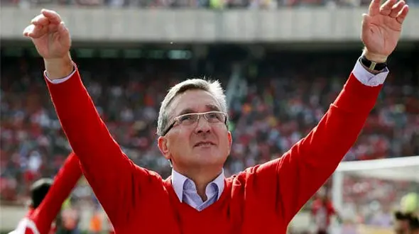 عکس یادگاری برانکو با مدافعان چیرو