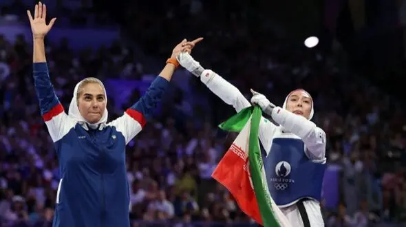 مهروز ساعی: پیرهادی تهمت زده، سندش هم موجود است!