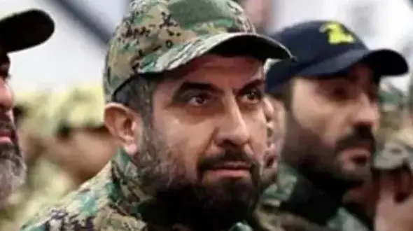 پیکر شهید فواد شکر از زیر آوار خارج شد + عکس