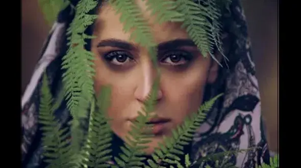 این خانم بازیگر معروف این روزها کیست ؟! / فقط تغییر چهره اش حیرت آور است !