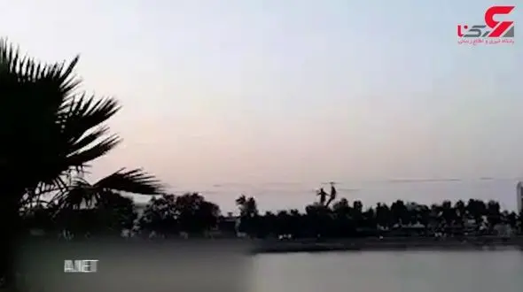 دختر جوان در مرکز تفریحی لاهیجان بین زمین و آسمان معلق ماند ! + فیلم