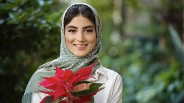 عکس جدید از جشن تولد 24 سالگی پردیس پورعابدینی همسر سینا مهراد در آقازاده/ مثل همیشه شیک و باکلاس!