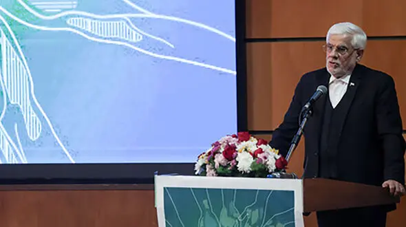 عارف: با اینترنت طبقاتی مخالفیم/ دسترسی‌ها باید بدون تبعیض باشد