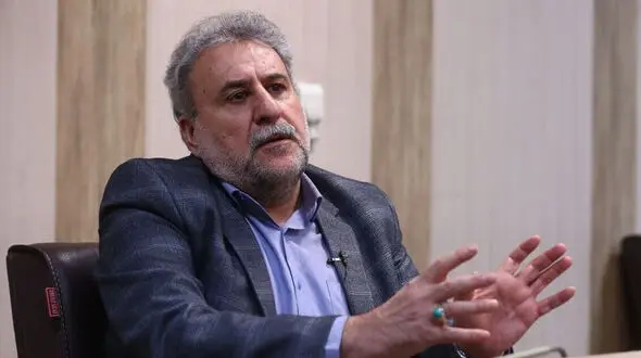 پیروز انتخابات آینده آرای خاکستری خواهد بود/ سیاستمداران مردم را با مشکلات شان تنها گذاشتند