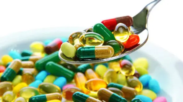 مصرف کنندگان کپسول لاغری گلوریا این هشدار را جدی بگیرند / سازمان غذا و دارو: این دارو مجوز ندارد
