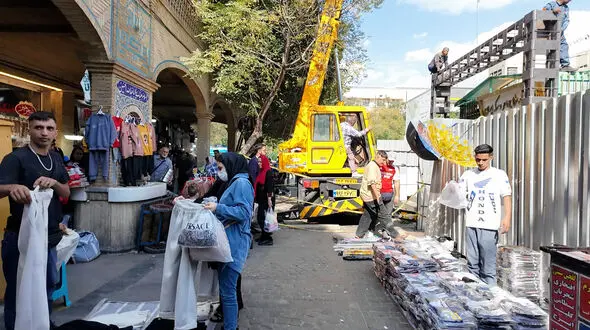 پروژه شهرداری روی زمین ماند، طلاها را آب برد! / کسبه سبزه میدان، متضرر از وعده‌های شهرداری تهران + فیلم
