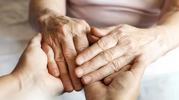 نکات مهم برای سلامت سالمندان + اینفوگرافی