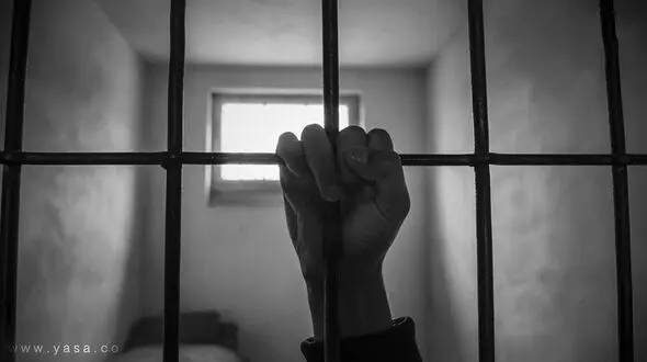 سرنوشت عجیب یک قاتل/ قتل بخاطر عشق به یک دختر / تحمل 27 سال زندان به عشق پرسپولیس