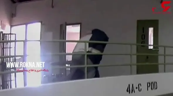 درگیری وحشتناک دو زندانی در زندان+فیلم