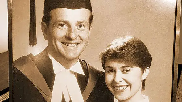 یک افسر پلیس که ۳۱ سال در کما بود درگذشت +عکس