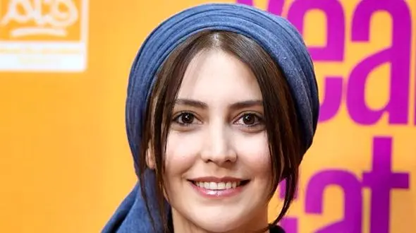 فیلم آواز باشکوه شبنم قربانی بازیگر طوبی با آهنگ محمد اصفهانی ! / تابه شوقت شعله ور شد + موزیک ویدئو