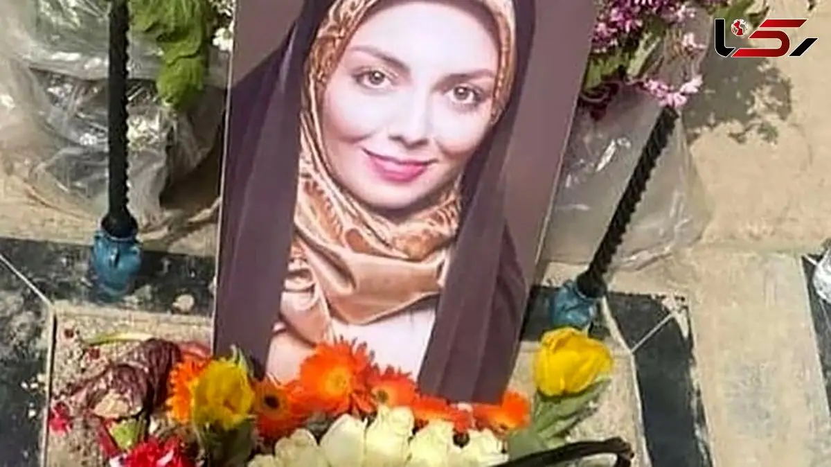 فیلم/لحظه غم‌انگیز و اشک آلود از مراسم ختم آزاده نامداری/ گریه و ضجه دلخراش توسط همسر این مجری  پرپر شده / همسرش در غم‌های بی‌پایان...!