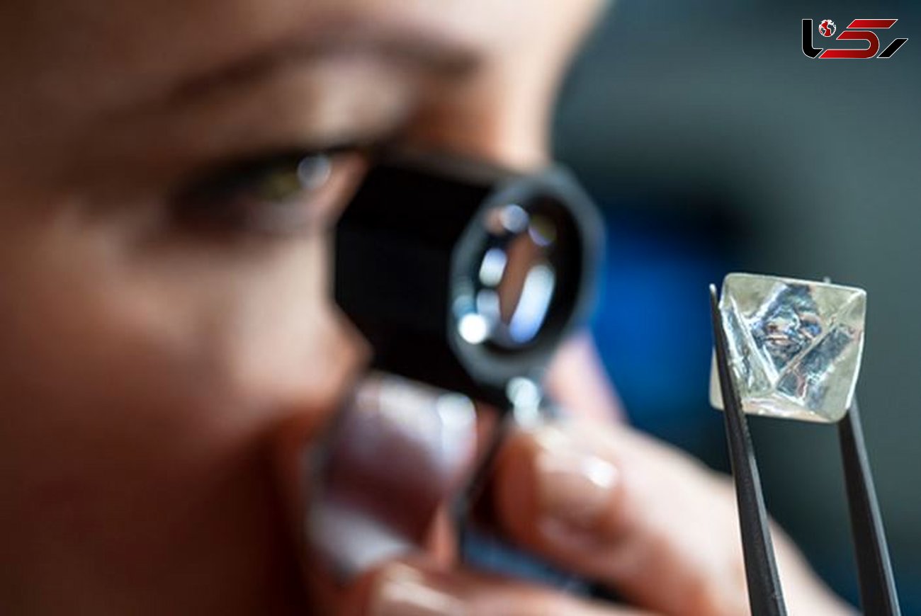 کشف یک الماس نادر از معادن استرالیا + تصاویر
